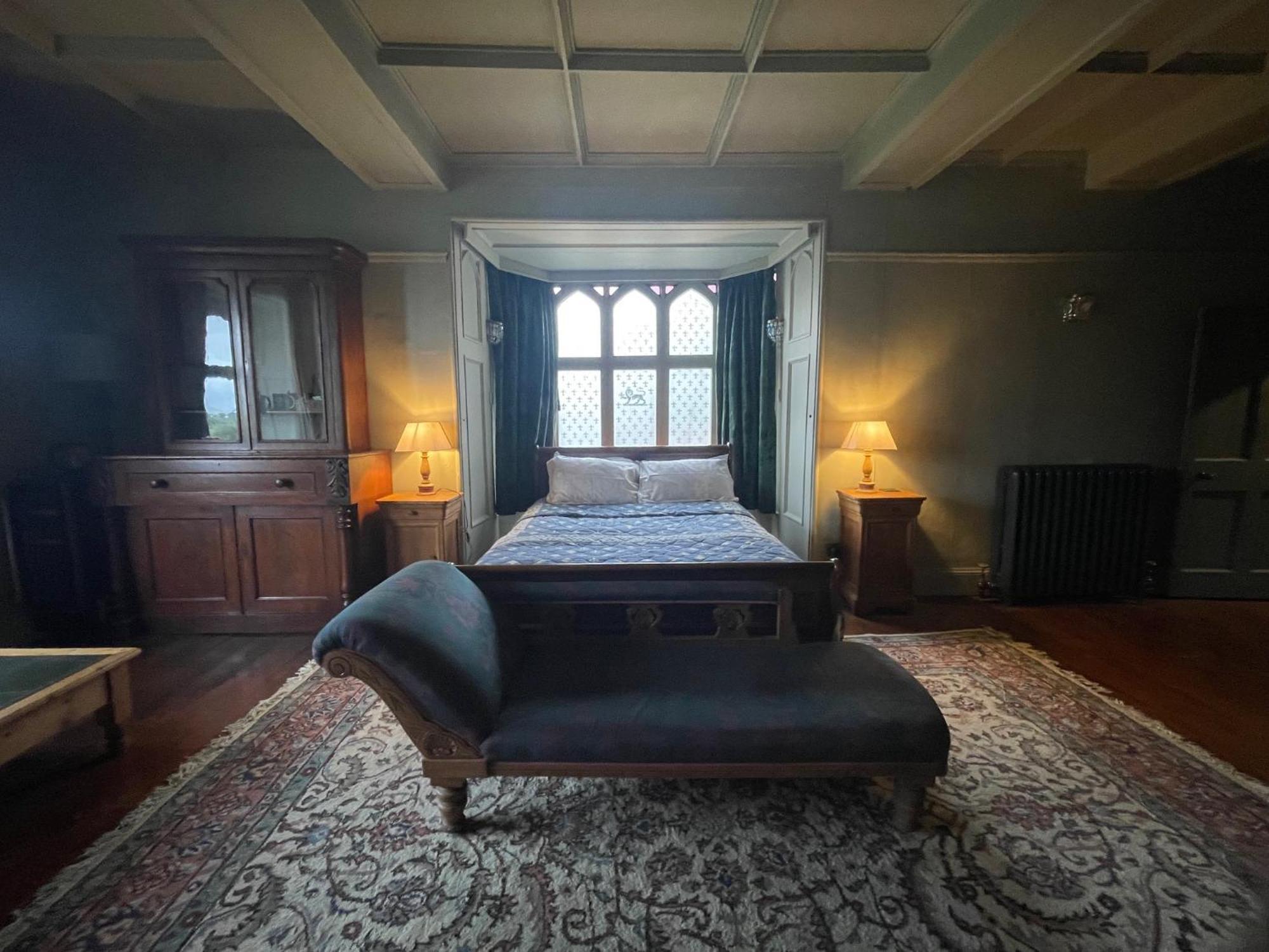 Llanerchydol Hall Suites Welshpool Exteriör bild
