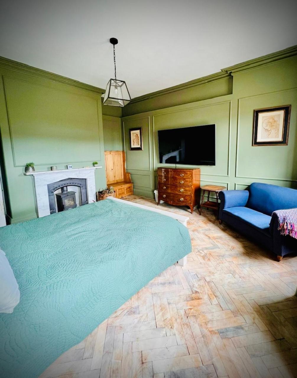 Llanerchydol Hall Suites Welshpool Exteriör bild