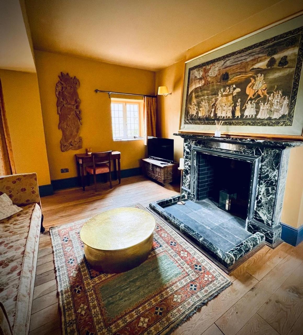 Llanerchydol Hall Suites Welshpool Exteriör bild