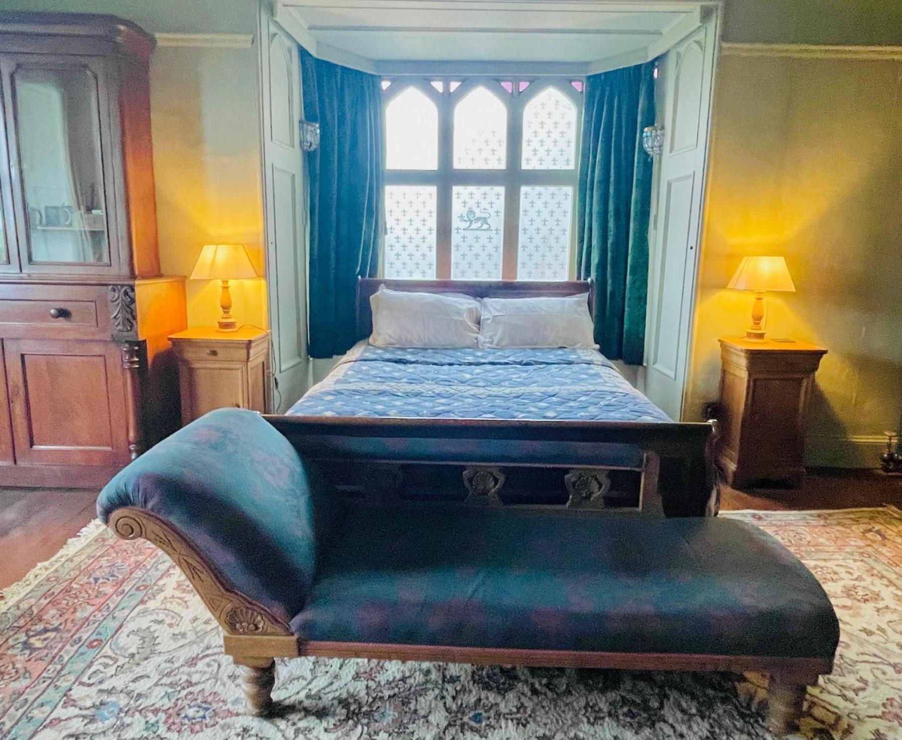 Llanerchydol Hall Suites Welshpool Exteriör bild