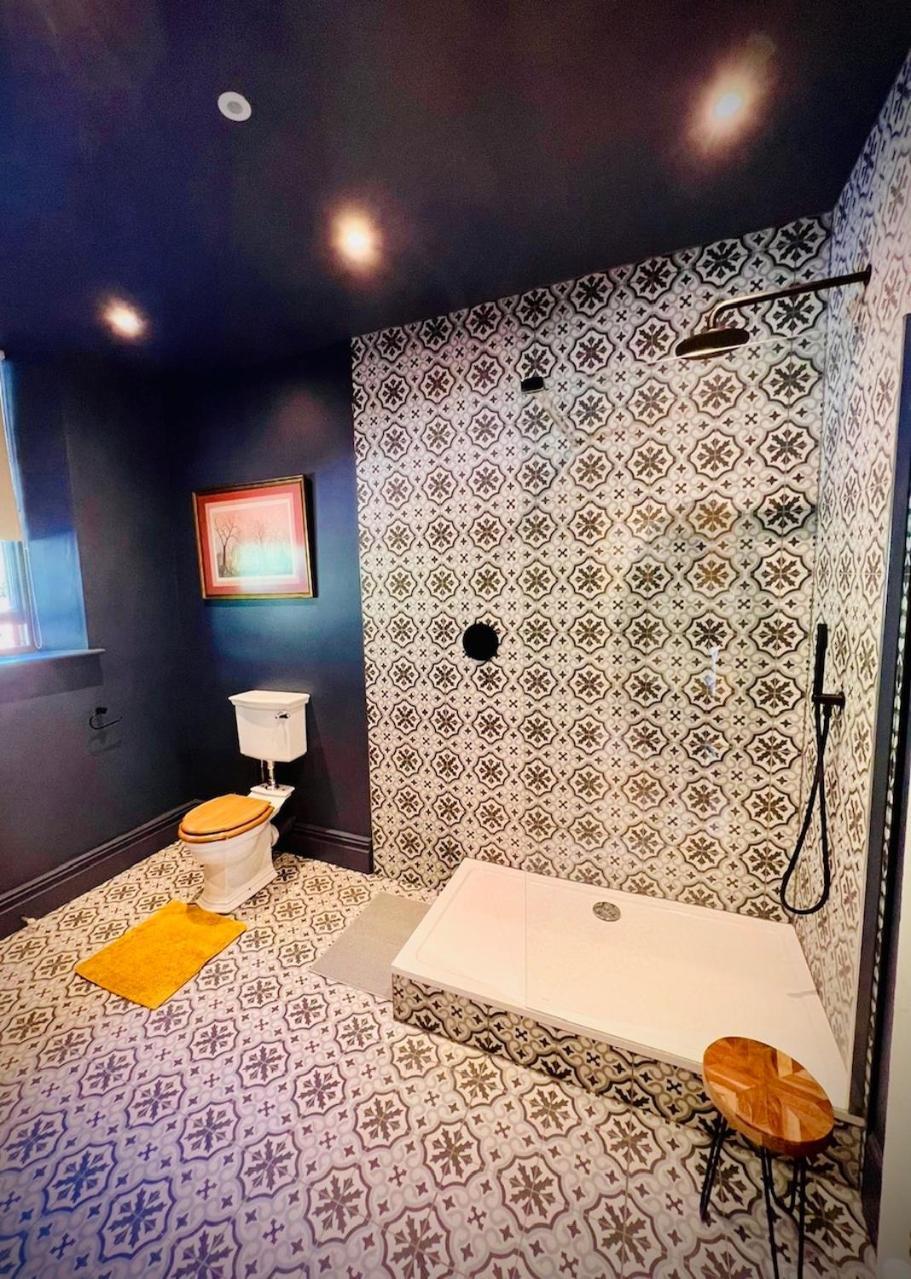 Llanerchydol Hall Suites Welshpool Exteriör bild